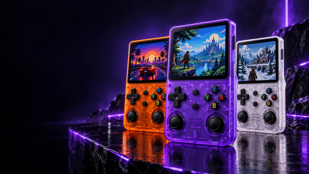 Trois consoles rétro portables Pixelo orange, violette et blanche avec jeux en pixel art
